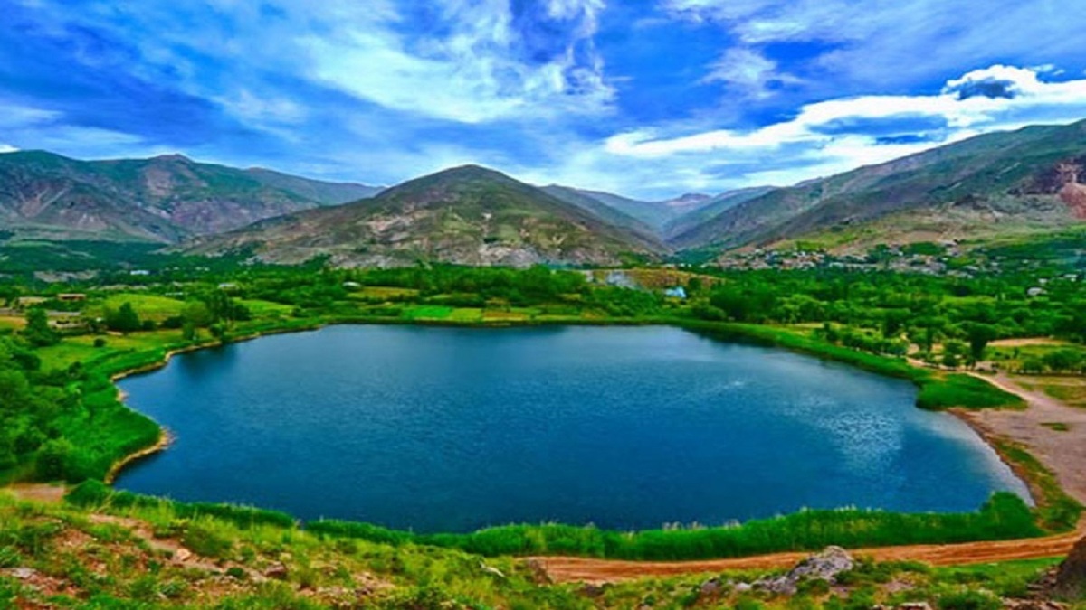 ویدیو / بکرترین دریاچه لرستان در دل طبیعت