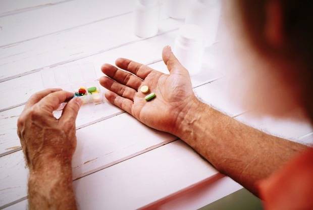 این عادتها دشمن زیبایی شما هستند! این عادتها دشمن زیبایی شما هستند!