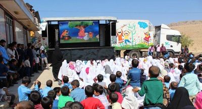 دستور ویژه وزیر فرهنگ برای برپایی سینما سیار در خوی | آثار برگزیده فیلم فجر برای کودکان زلزله‌زده به نمایش درمی‌آید