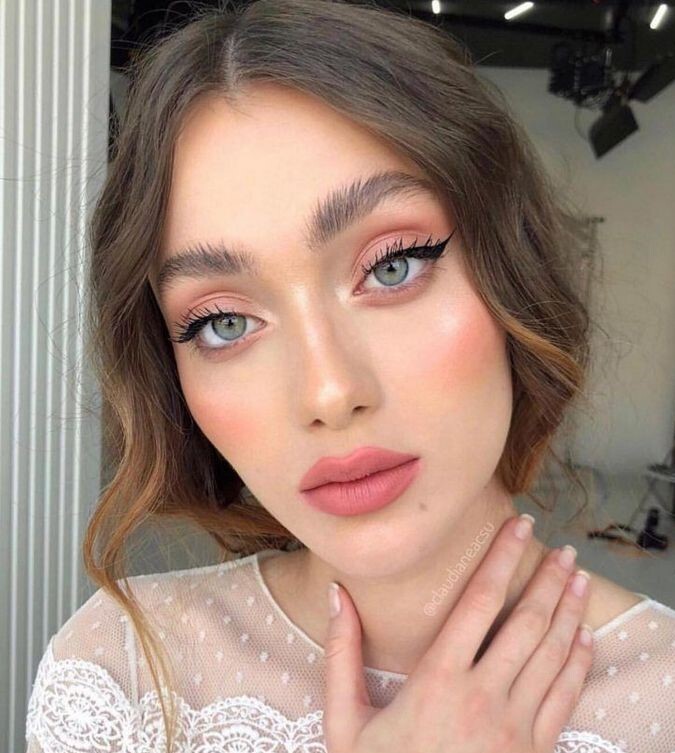 جدیدترین مدل‌های آرایش عروس ۱۴۰۲