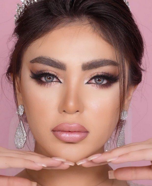 جدیدترین مدل‌های آرایش عروس ۱۴۰۲