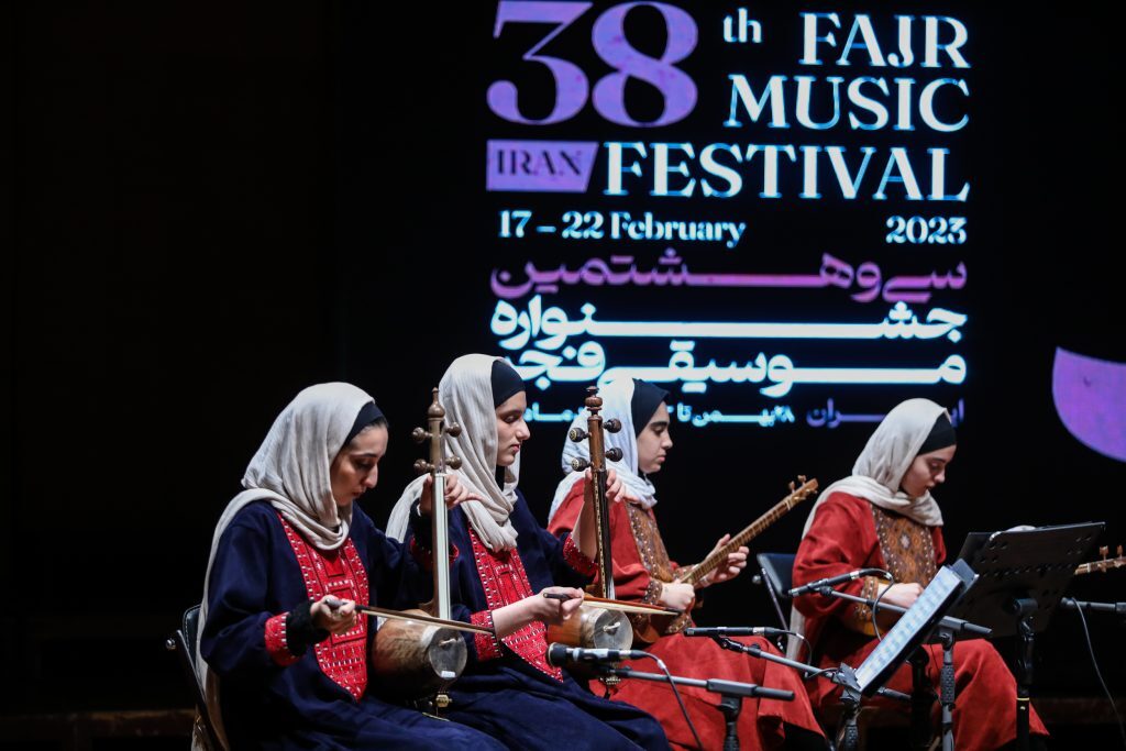 عکس‌های خوش و خُرَم و زنانه از جشنواره فجر!