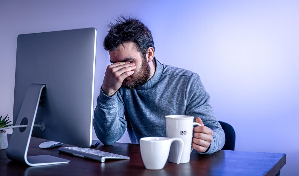 ارتباط مصرف کافئین و سردرد ارتباط مصرف کافئین و سردرد