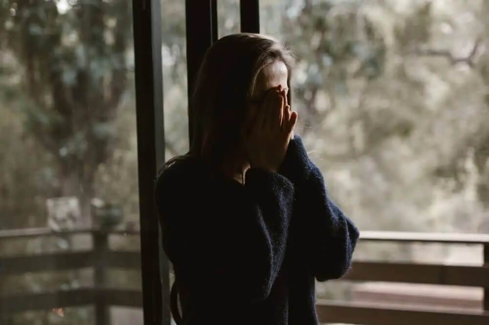 نشانههای افراد فریبکار در رابطه نشانههای افراد فریبکار در رابطه