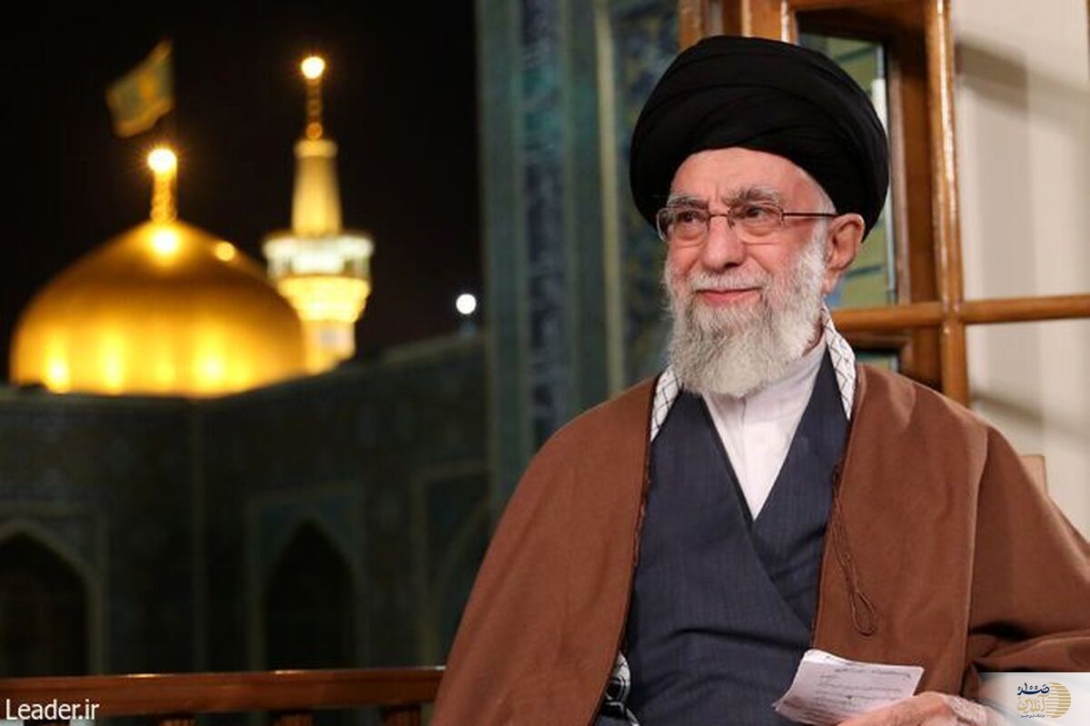 رهبر انقلاب سال ۱۴۰۲ را با عنوان سال «مهار تورم و رشد تولید» نام‌گذاری کردند