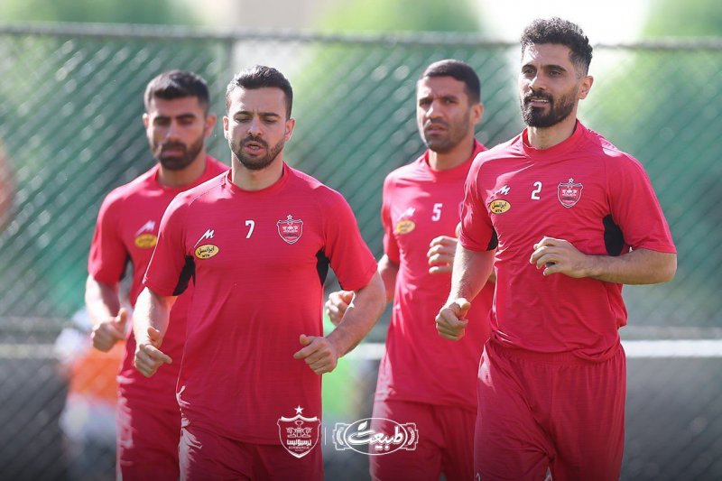 خرید پرسپولیس سروش را عقب می‌برد