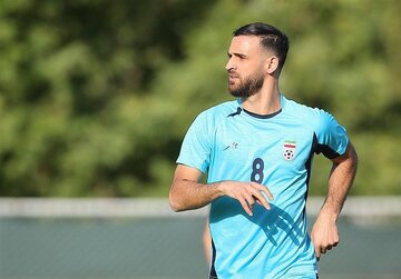 پیشنهاد شگفتانگیز ۱۶۰میلیاردی برای ستاره محبوب پرسپولیسیها پیشنهاد شگفتانگیز ۱۶۰میلیاردی برای ستاره محبوب پرسپولیسیها