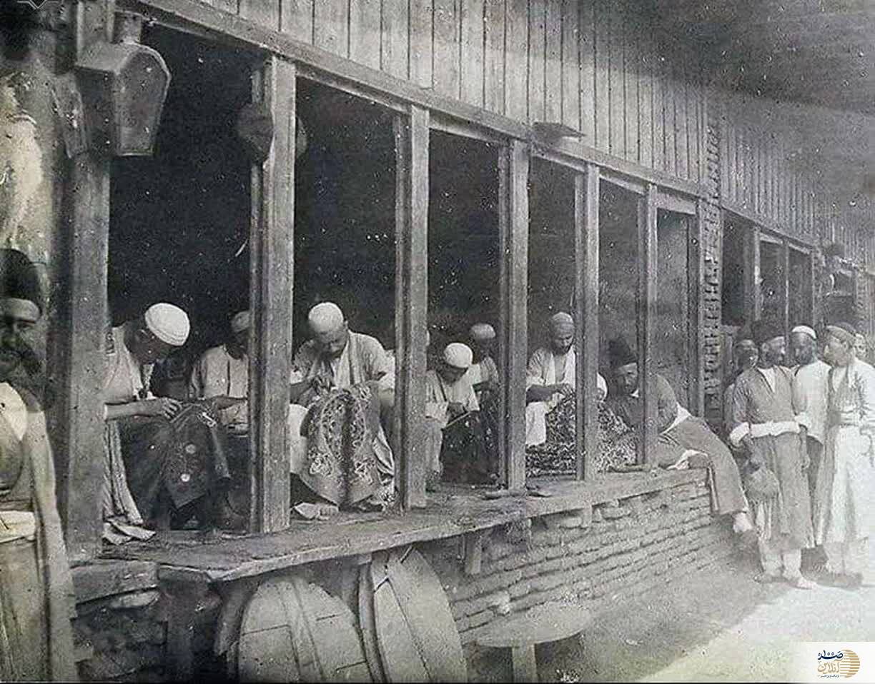 بازار قدیم تهران راسته سوزن‌ دوزها اواخر دوره قاجار +عکس
