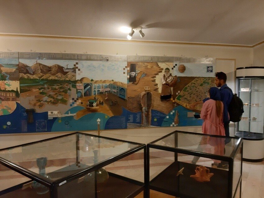 آثار ۶هزار ساله ایرانیها را اینجا ببینید | کوزه آب سرد کن با دو هواکش تا کتیبه دعای داریوش آثار ۶هزار ساله ایرانیها را اینجا ببینید | کوزه آب سرد کن با دو هواکش تا کتیبه دعای داریوش
