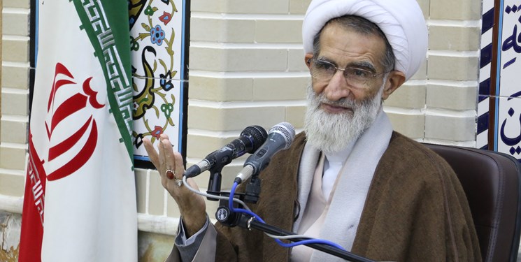نگذاریم با آبروی افراد در فضای مجازی بازی شود نگذاریم با آبروی افراد در فضای مجازی بازی شود