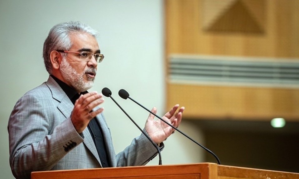وام ارزی ۵ میلیون دلاری برای استقلال و پرسپولیس/قربان زاده: استقلال درآمد ناشی از عرضه اولیه بورس را هدر داد وام ارزی ۵ میلیون دلاری برای استقلال و پرسپولیس/قربان زاده: استقلال درآمد ناشی از عرضه اولیه بورس را هدر داد