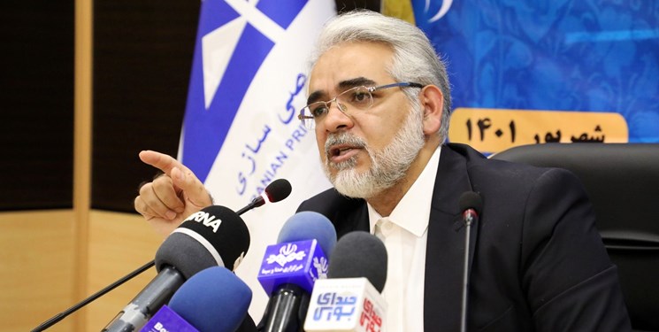 فریدونی: قربان زاده به جای فروش سهام پرسپولیس و استقلال، دنبال مصاحبه و کری خوانی بود فریدونی: قربان زاده به جای فروش سهام پرسپولیس و استقلال، دنبال مصاحبه و کری خوانی بود