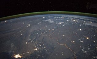 تصویر بی‌نظیر ناسا از کره زمین + عکس