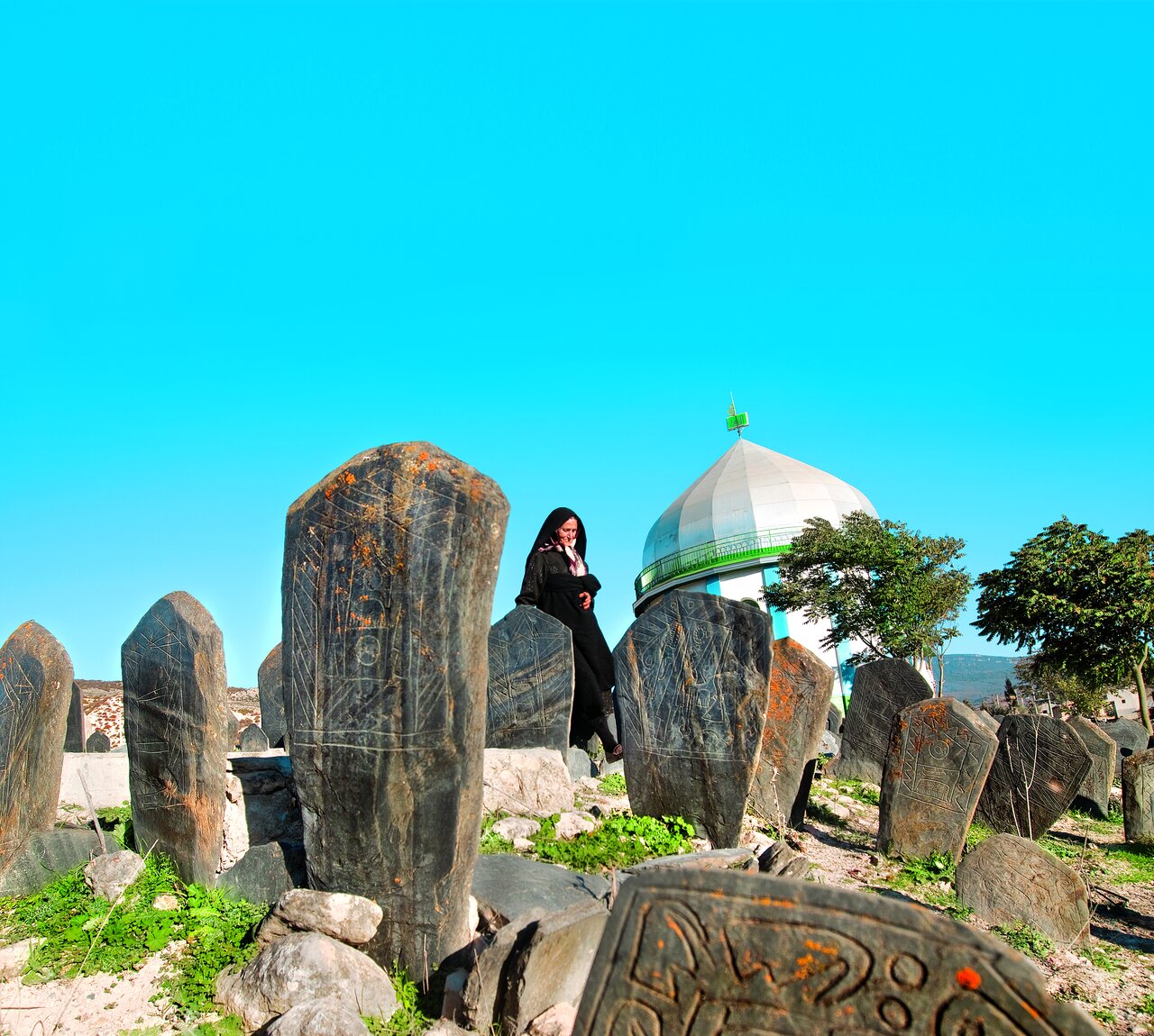 اجساد این گورستانی در ایران که هرگز نمیمیرند + تصاویر