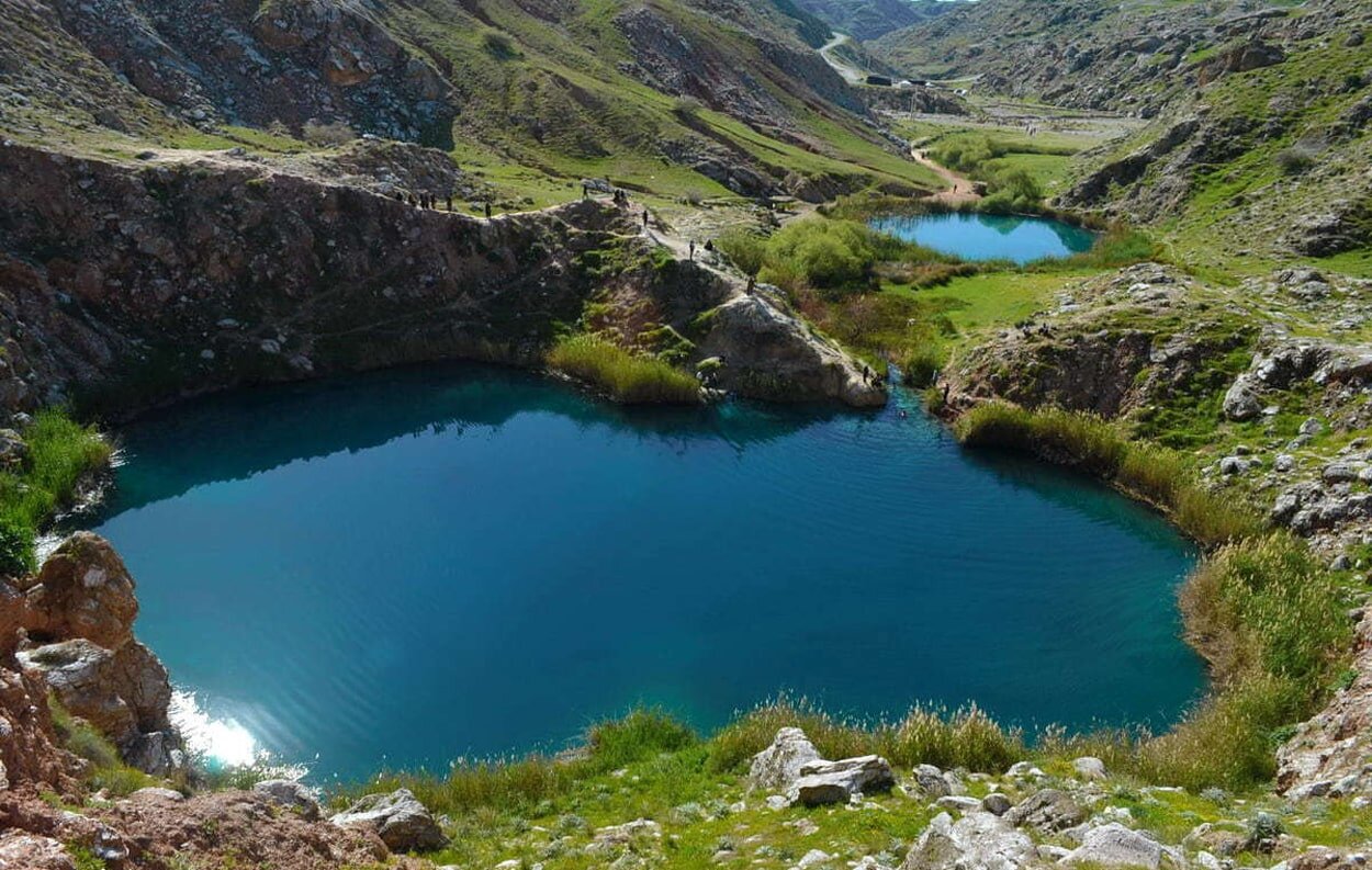 عجیب ترین دریاچه ایران کجاست؟| اینجا جزیره ها شناورند!