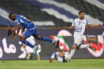 استقلال نکونام باز هم یک پرسپولیسی را برد