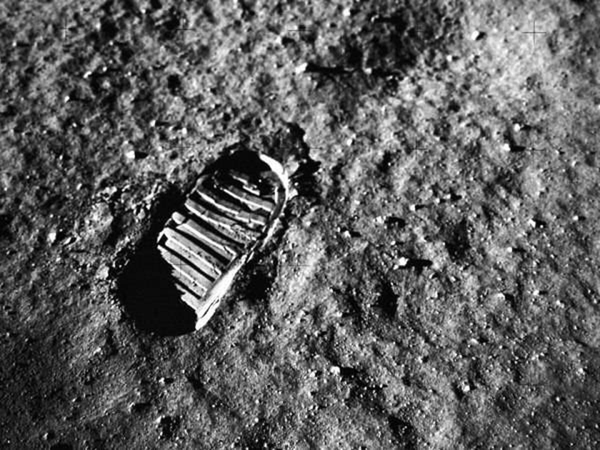 ردپای فضانوردان سفینه ی آپولو تا ۱۱۰میلیون سال دیگر بر روی کره ی ماه باقی می ماند