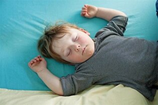 چه کنیم که بچه‌ها بی درد سر بخوابند؟