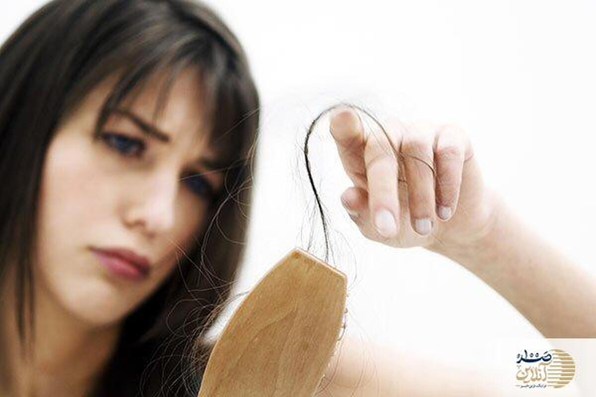 دلیل ریزش موی سر در زنان