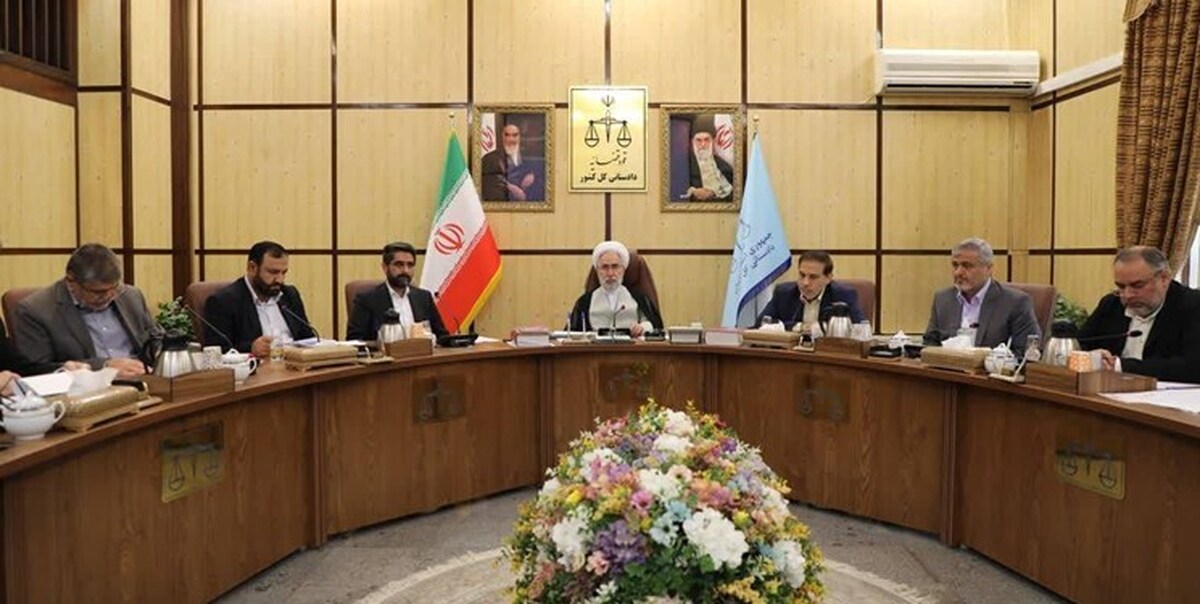 همکاری با شبکه‌های معاند جرم است