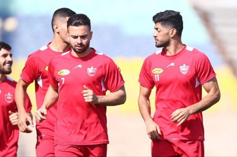 حضور دانیال با چشم نیمه باز در تمرین پرسپولیس