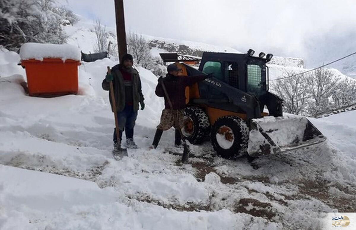 سرمای شدید لاریجان خانواده ۱۸  نفره را گرفتار کرد