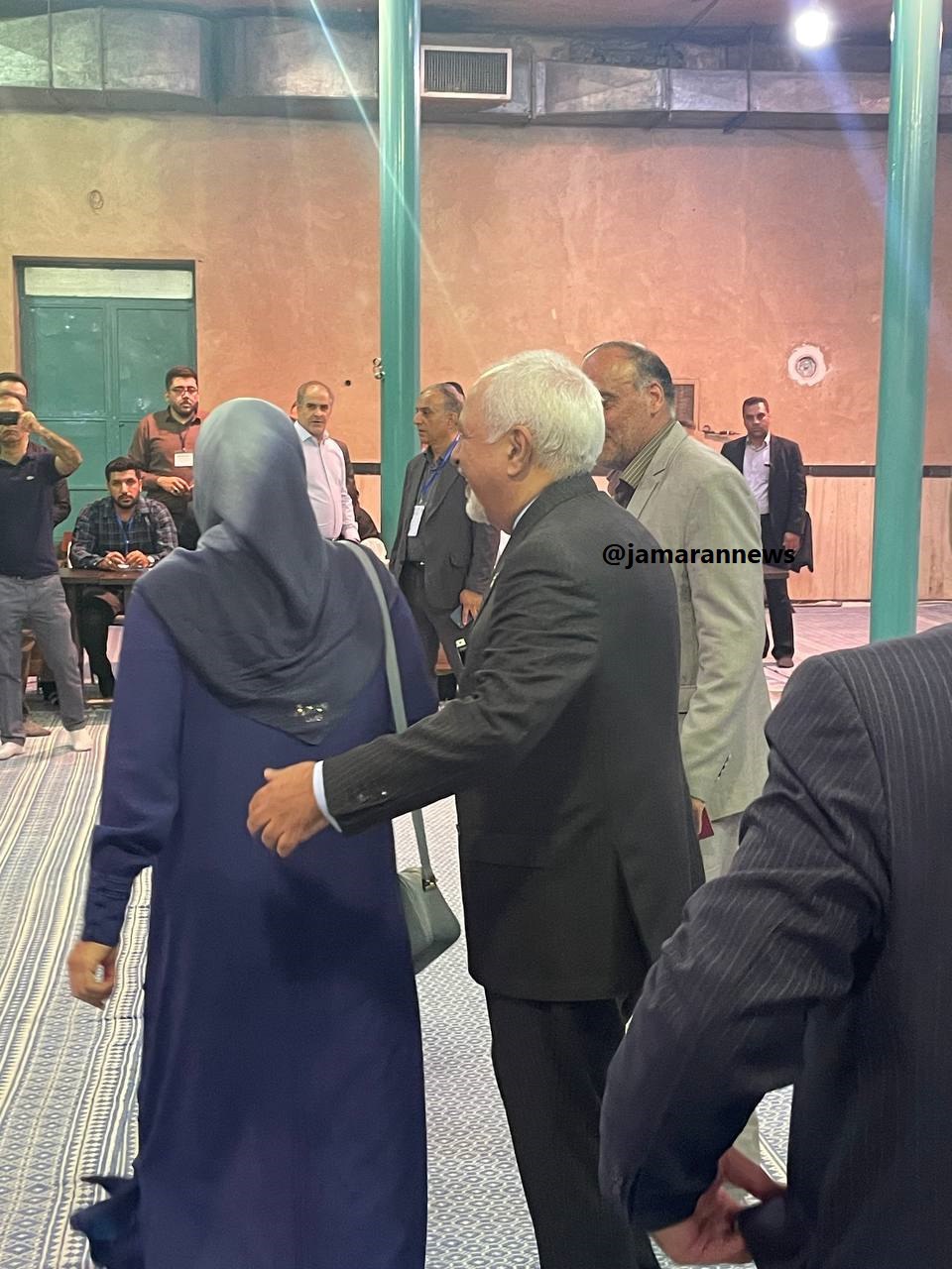 جواد ظریف و همسرش در انتخابات