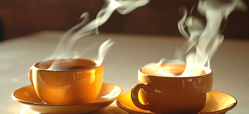 چرا نباید چای لب سوز بخوریم؟