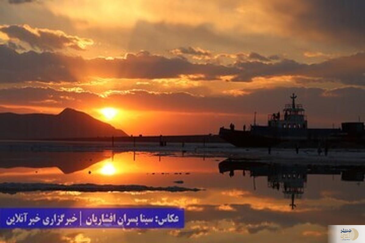 وضعیت دریاچه ارومیه در سه سال بدتر شده است / عکس