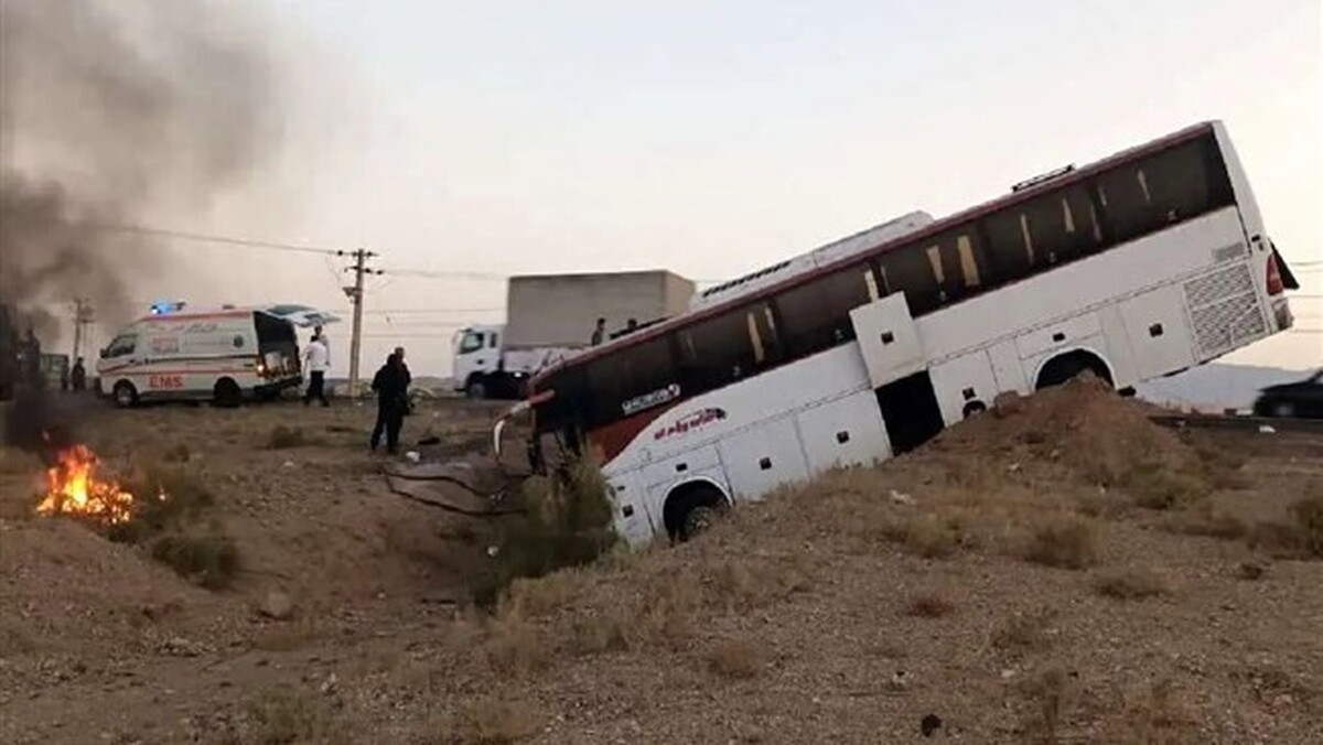 انحراف اتوبوس در هرمزگان چند مصدوم بر جا گذاشت ؟