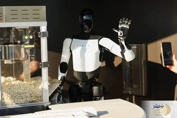 ببینید/ وقتی ربات انسان‌نما دست به فروش ذرت بو داده می‌زند