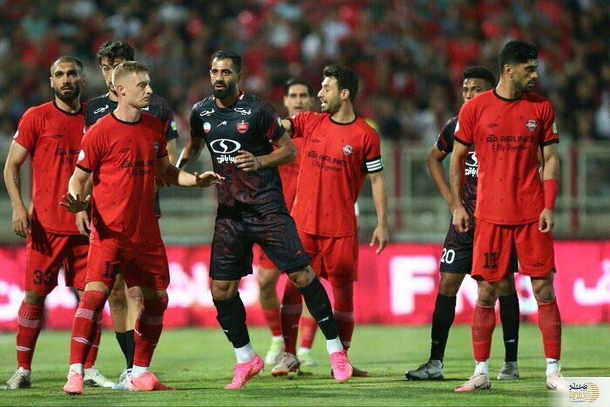 گزینه پرسپولیس روی میز تراکتور