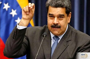 پرواز آسوده هلیکوپترهای ارتش آمریکا در آسمان کاراکاس