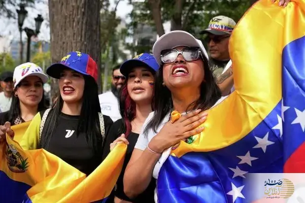 ببینید/آتش‌زدن پرچم آمریکا در جریان اعتراضات ونزوئلا