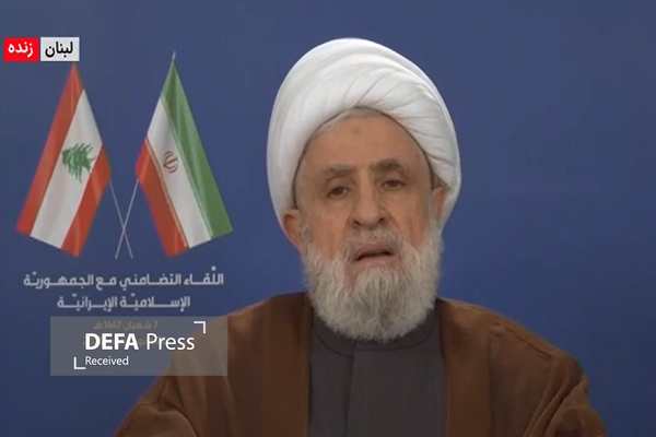 شیخ نعیم قاسم: امام خامنهای نائب امام زمان (عج) هستند و همه ما تحت فرمان ایشان هستیم شیخ نعیم قاسم: امام خامنهای نائب امام زمان (عج) هستند و همه ما تحت فرمان ایشان هستیم