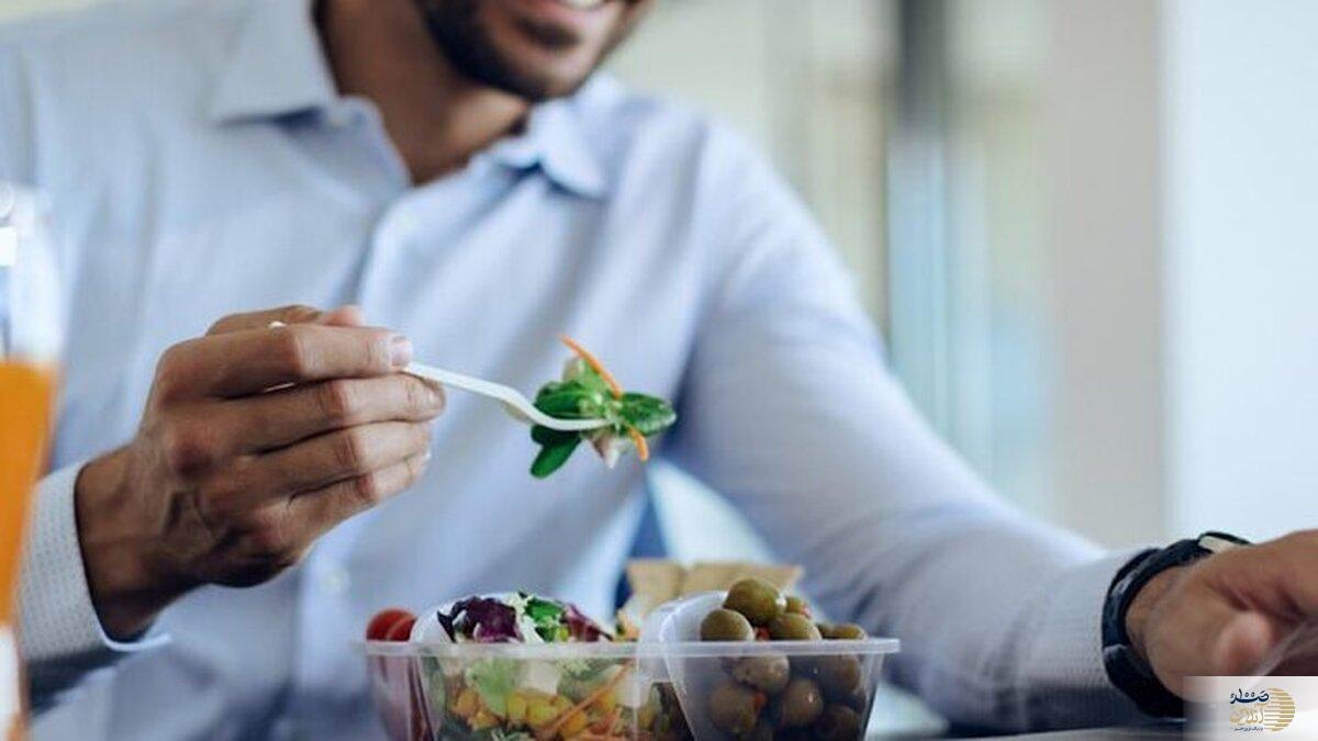 چرا بعد از غذا خوردن احساس گرسنگی می کنیم؟