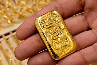 دلار قوی‌تر، فشار را بر قیمت طلا افزایش داد/  ترمز افزایش قیمت طلا کشیده شد