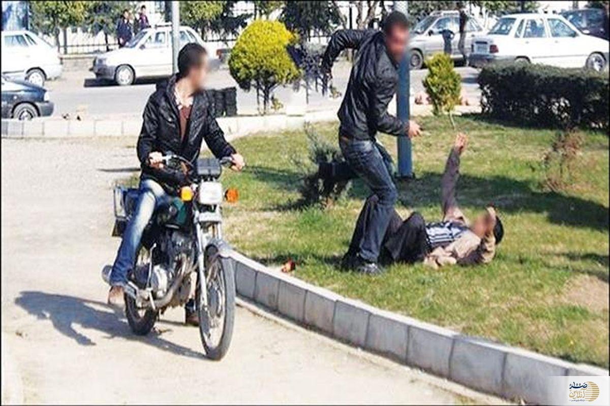 ویدیو/ زورگیری وحشیانه از دختر جوان در ستارخان تهران