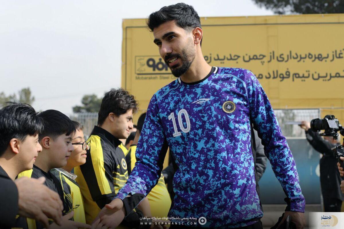 سومین خرید پرسپولیس مشخص شد/ این ستاره سومین هدیه پرسپولیس از سپاهان!