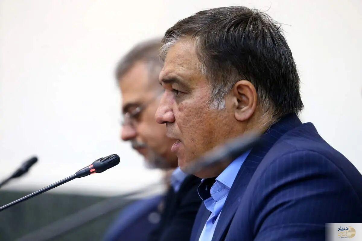 پاسخ کنایه‌آمیز این استقلالی به کری توهین آمیز آذری جهرمی