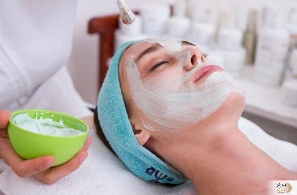 ماسک این سبزی و عسل پوستتان را ۲۰ سال جوانتر می‌کند