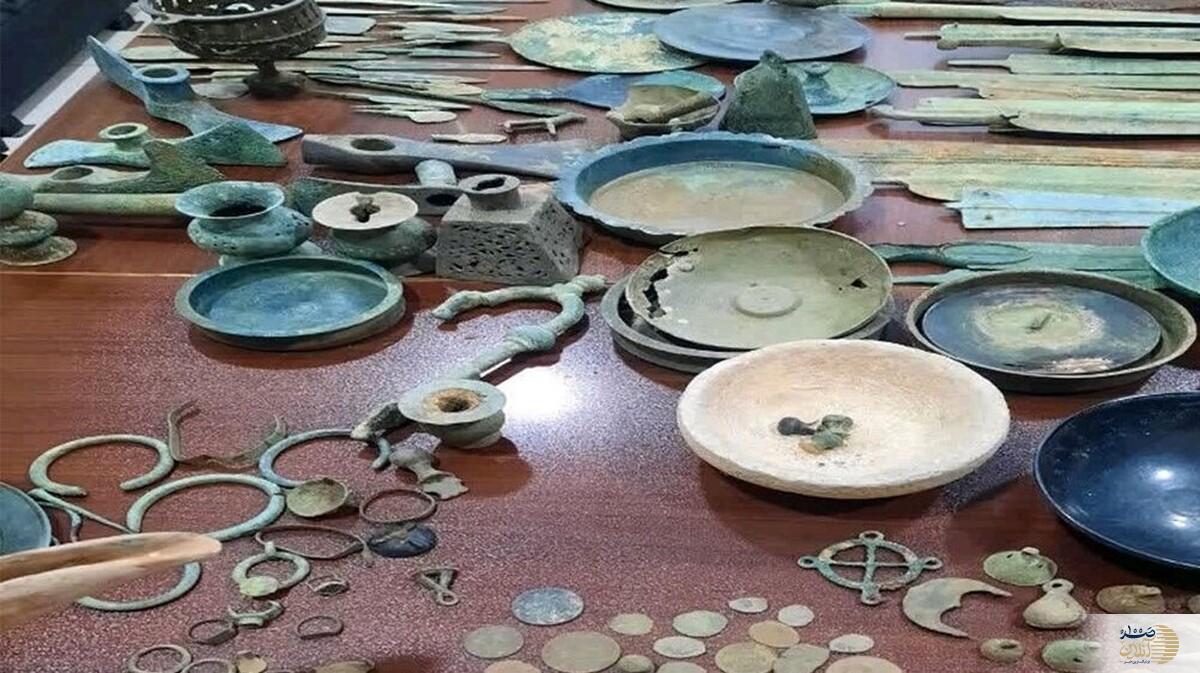 کشف گنج پنج هزار ساله از خانه ای در داراب