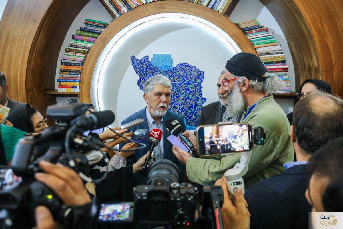 سه سامانه فناورانه جدید نهاد کتابخانه‌های عمومی کشور با حضور وزیر فرهنگ و ارشاد اسلامی معرفی شدند