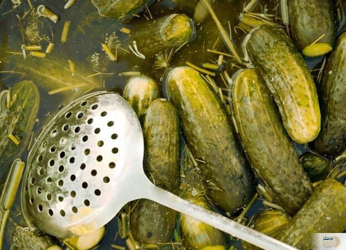هشدار/ خیارشور فله‌ای نخرید!