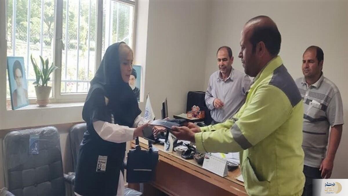 زرق و برق طلا و سکه پاکبان زنجانی را وسوسه نکرد