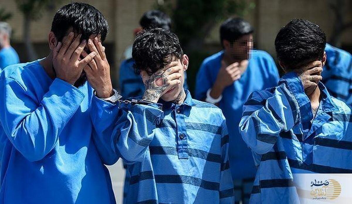دستگیری باند حرفه‌ای فروشندگان سیم‌کارت با مدارک جعلی