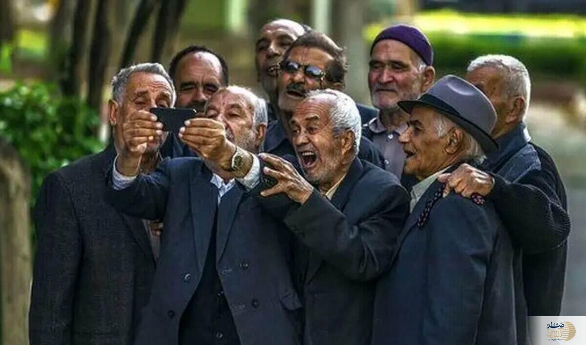 خبر خوش برای بازنشستگان و کارمندان/ واریز عیدی ۲ میلیونی تومانی برای هر نفر