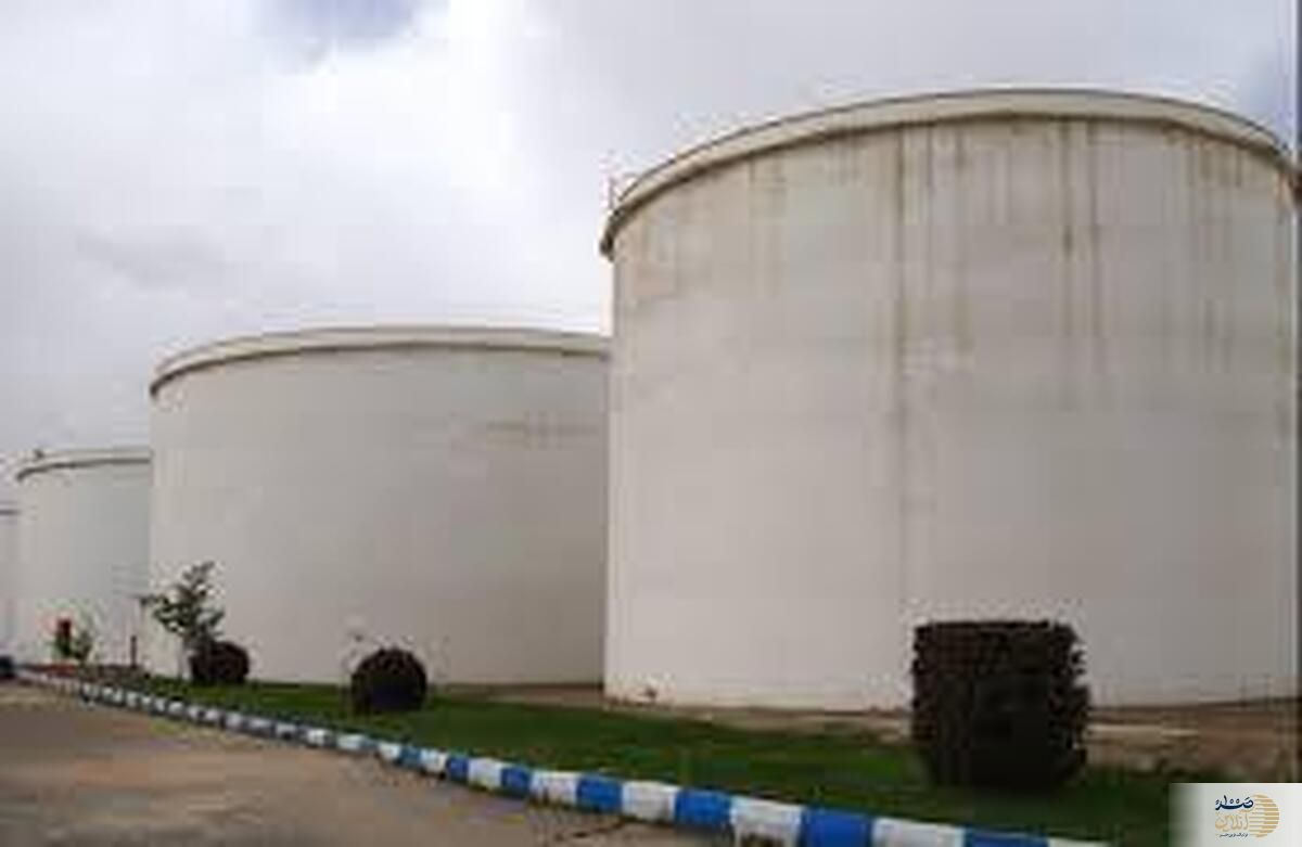 مردم نگران نباشند  آتش‌سوزی انبار نفت شهران مهار شد