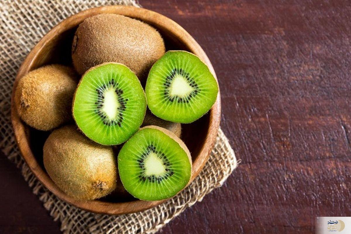 خواص تغذیه‌ای و درمانی میوه کیوی و فواید آن برای سلامت بدن