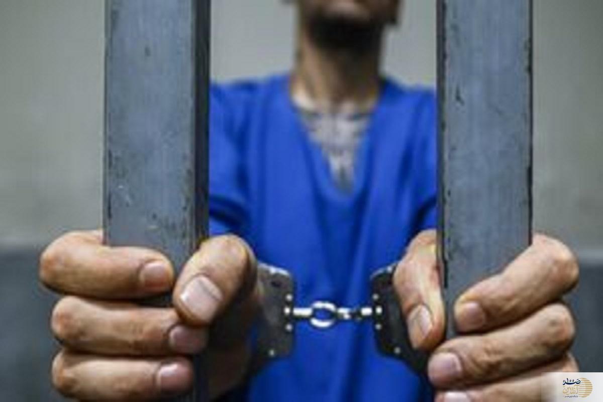 حمله با قمه به مأمور پلیس/ بازداشت متهم ۳۲ ساله در عملیات ضربتی